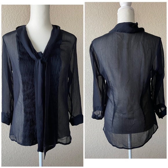 Banana Republic sheer 3/4 sleeve blouse - xs - Picture 1 of 2